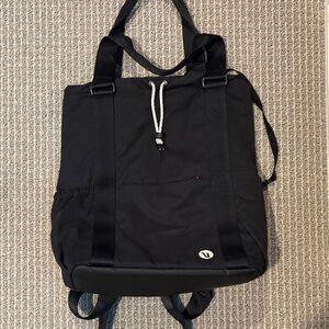 Vuori V1 convertible tote pack